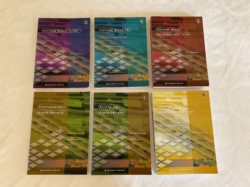 Oracle 6 leerboeken Nederlandstalig, Boeken, Ophalen of Verzenden, Beta, Zo goed als nieuw, HBO