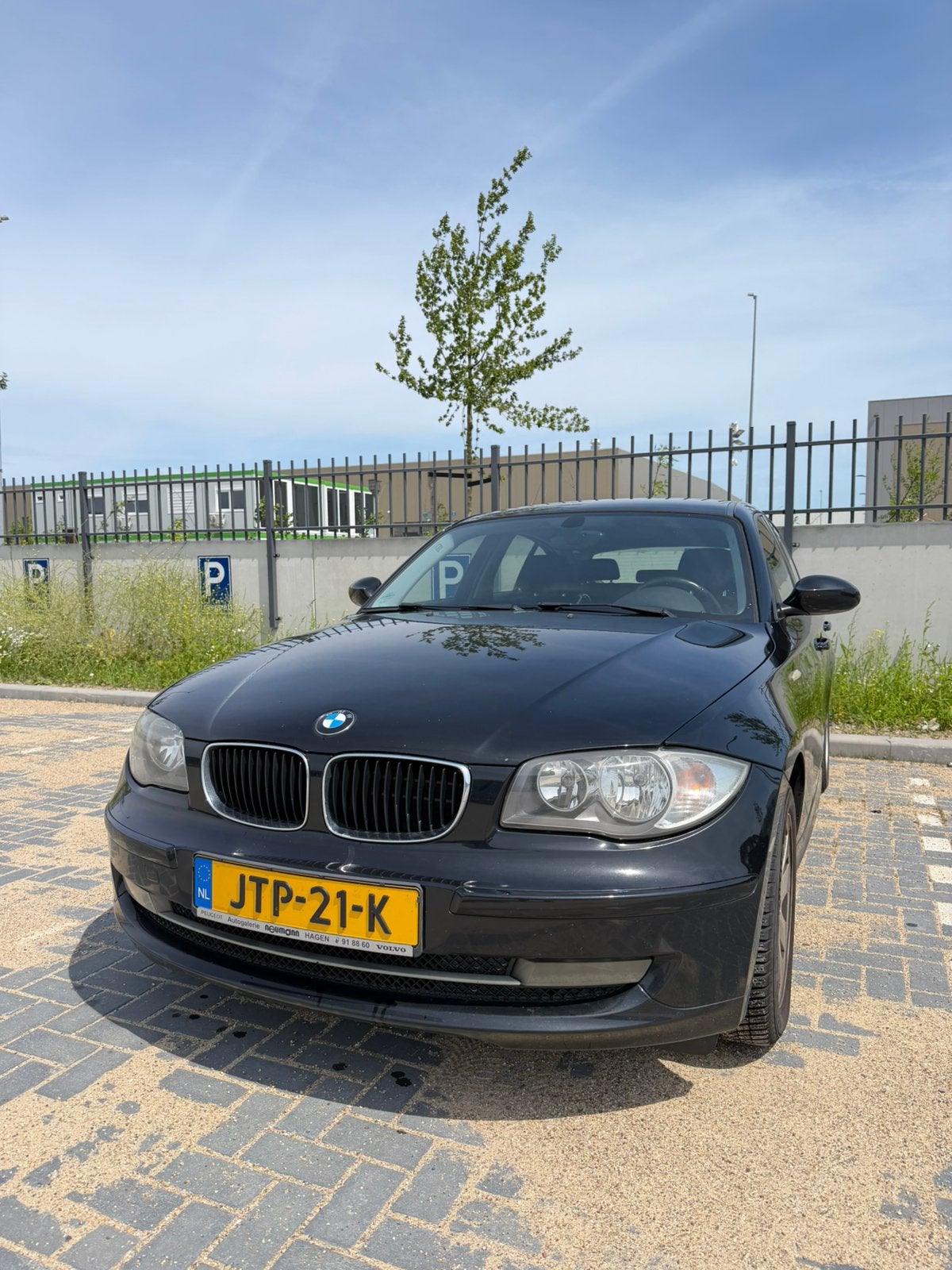 BMW 1-Serie 1.6 116I 5DR 2009 Zwart, 1-Serie, Parkeerassistent, 4 cilinders, 1200 kg