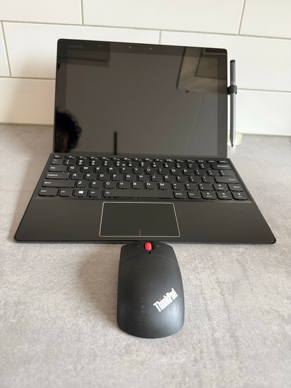 Lenovo IdeaPad Miix 720-12IKB – Intel Core i5 – 8GB RAM, 2 tot 3 Ghz, Qwerty, 8 GB, Ophalen of Verzenden