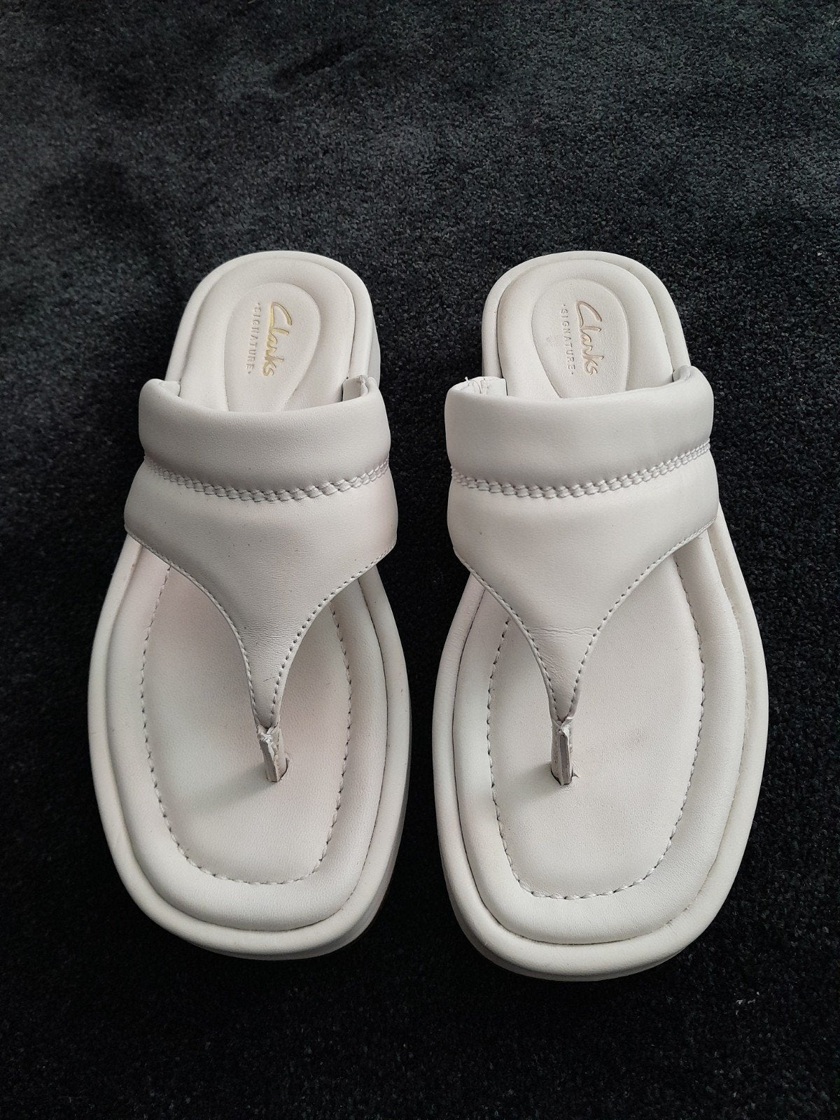 Clarks witte slippers maat 38 Nieuw!!, Clarks, Ophalen of Verzenden, Nieuw, Wit