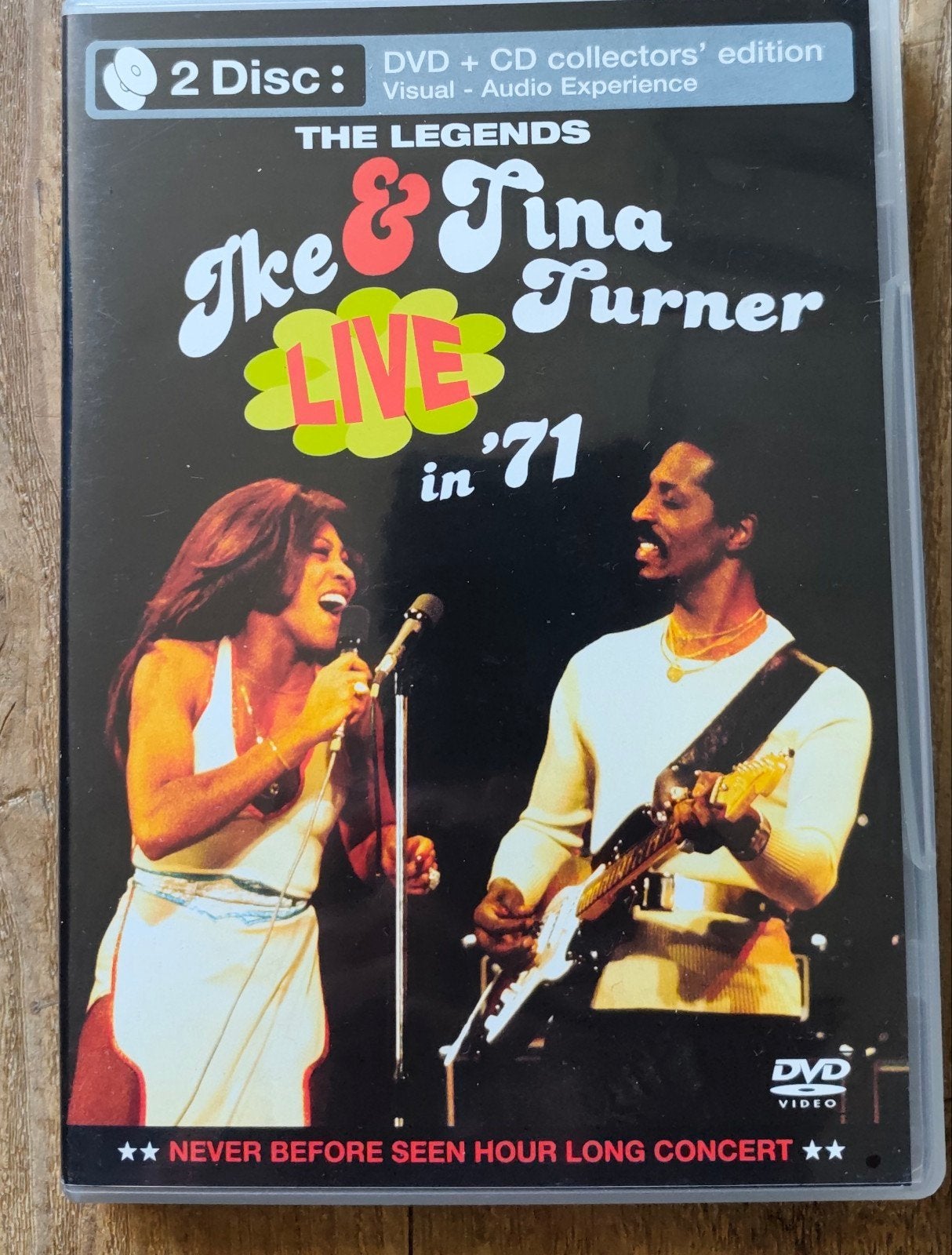 Ike & Tina Turner - Live in '71 DVD + CD Collectors' Edition, Cd's en Dvd's, Engels, Alle leeftijden, Engels, Ophalen of Verzenden