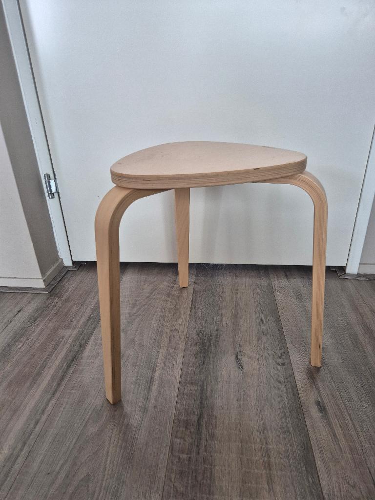 Houten kruk – praktisch, Ophalen, Gebruikt, Hout