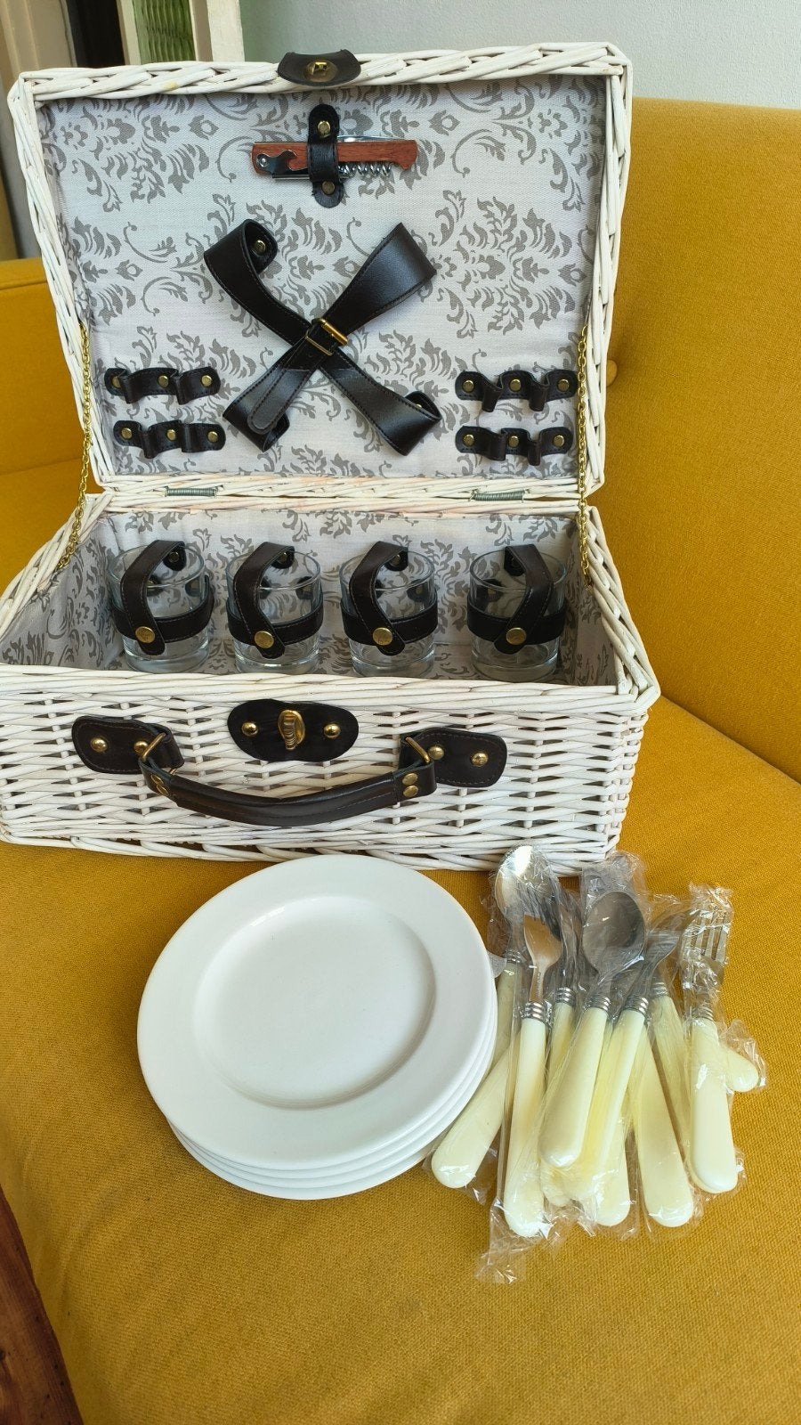 Picknickmand, Ophalen, Nieuw