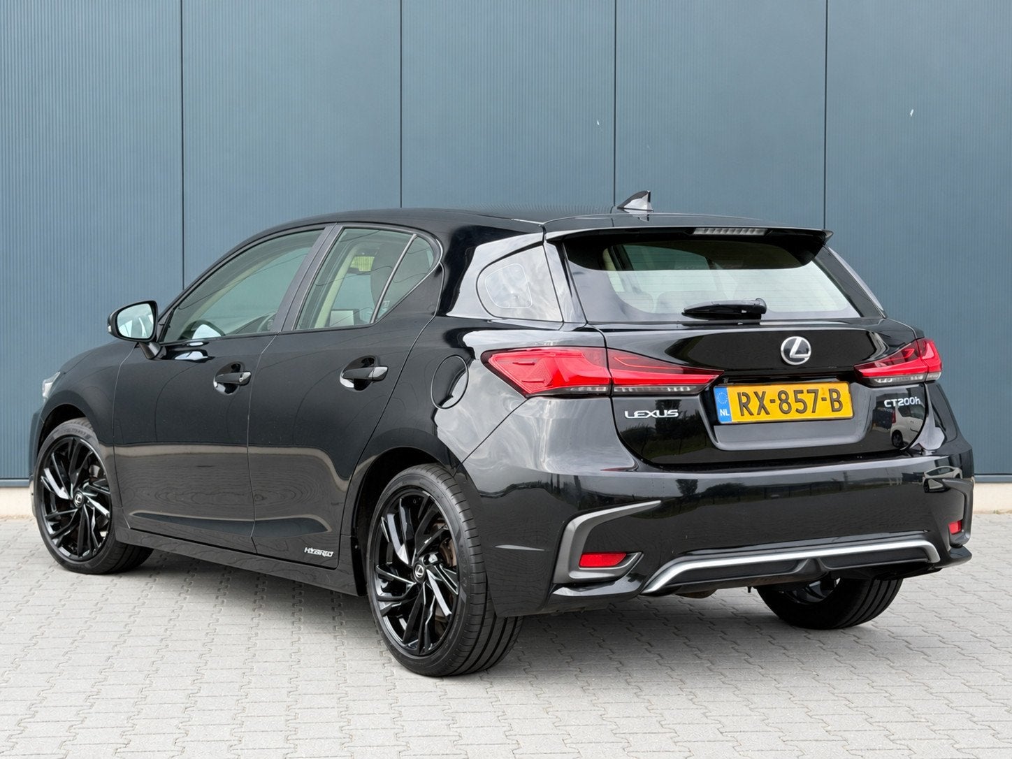 Lexus CT 200h Business Line Led - Alcantara - Navi - Camera, Auto's, 136 pk, Gebruikt, 4 cilinders, Alcantara