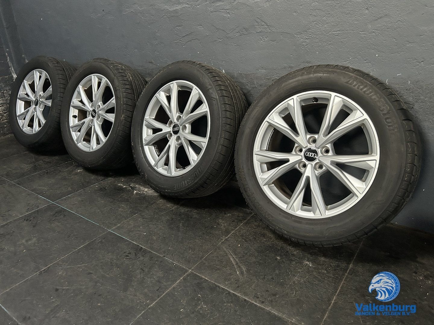 6mm! Originele Audi Q3 F3 83A 18 inch velgen 5x112 zomerband, Auto-onderdelen, 18 inch, Gebruikt, -, -