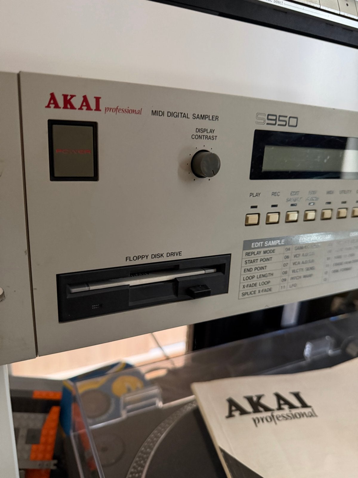 Akai S950 MIDI Digital Sampler met Floppy Disk Drive, Muziek en Instrumenten, Synthesizers, Gebruikt, Overige aantallen, Overige merken