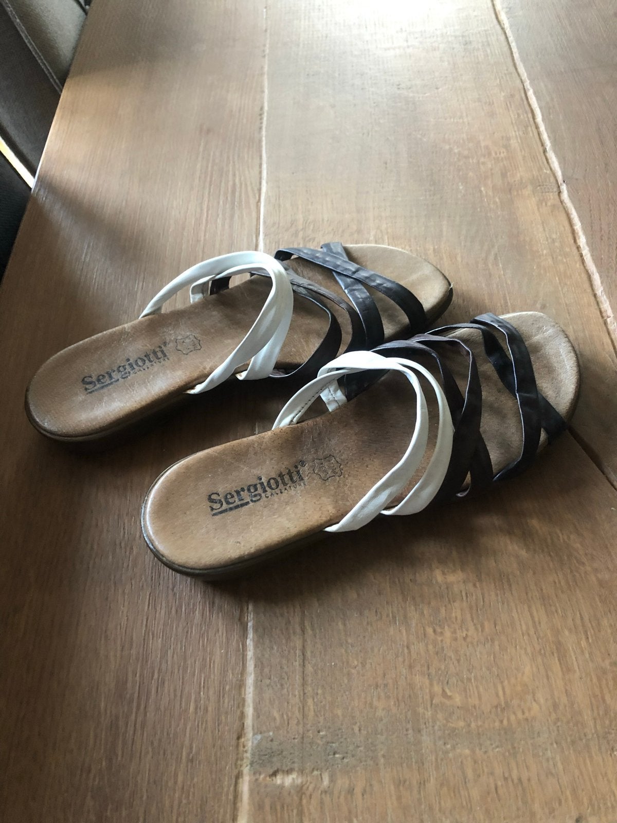 Sergiotti slippers maat 38 - Zgan, Ophalen of Verzenden, Zo goed als nieuw, Slippers