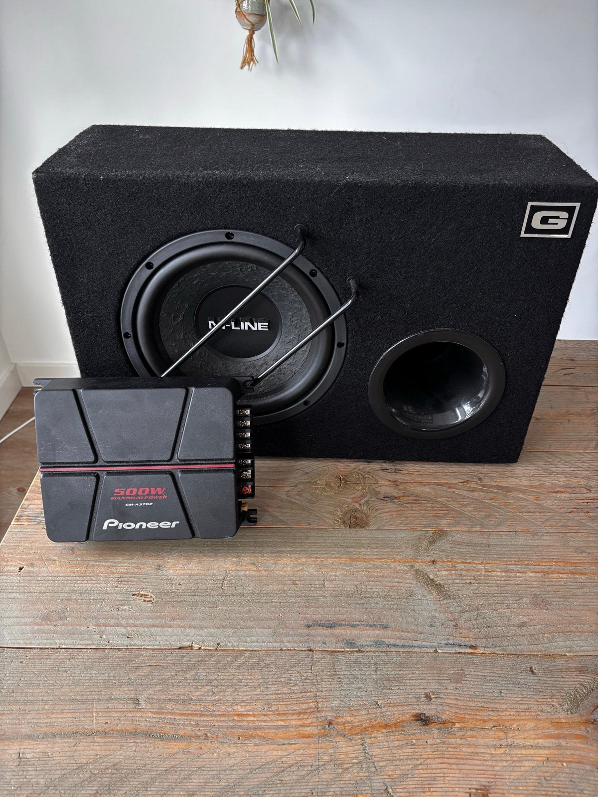 Gladen M-Line 10 VB subwoofer + Pioneer GM-A3702 versterker, Ophalen of Verzenden, Gebruikt