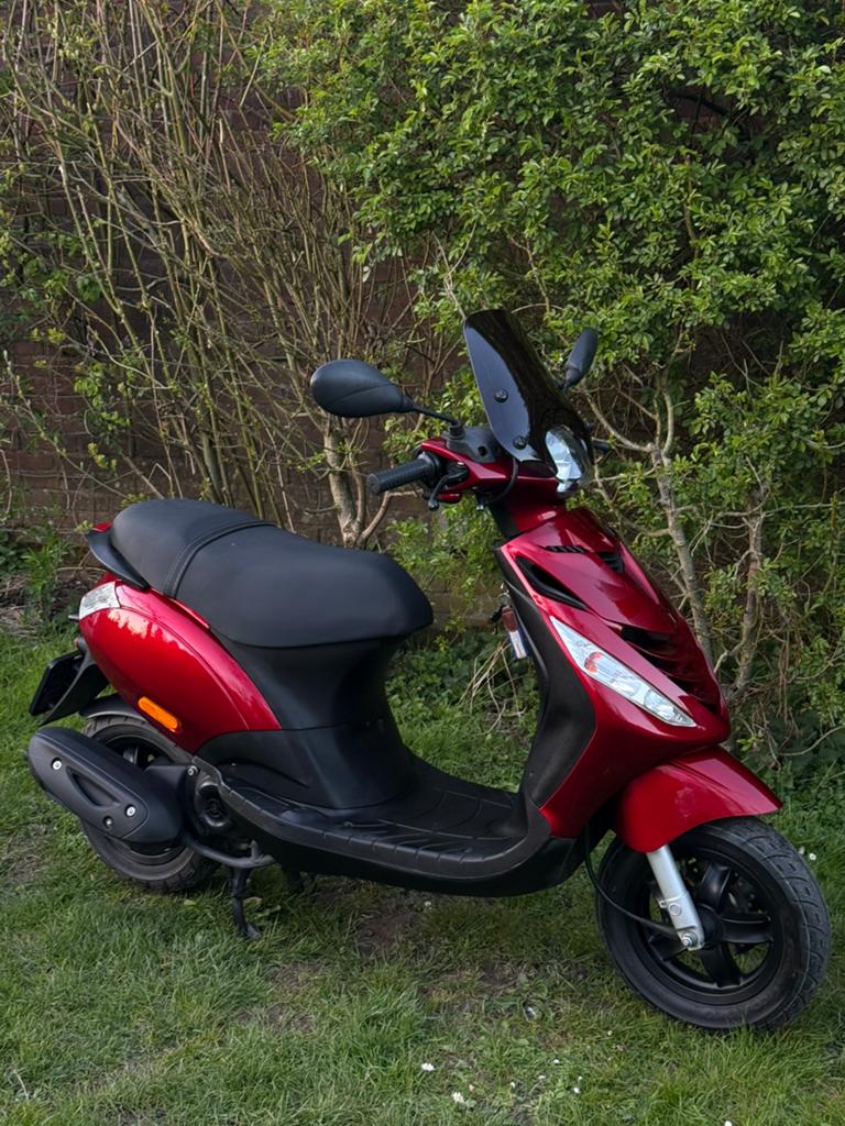 Piaggio zip 50cc 4t IGET 3V 2019 duits sp, Zip, Ophalen of Verzenden, Zo goed als nieuw, Benzine