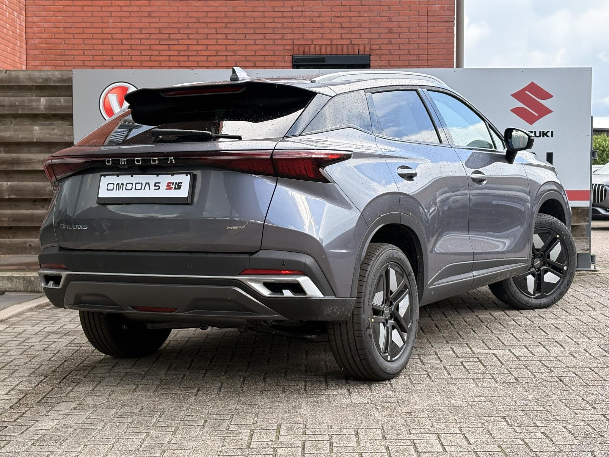 Omoda 5 1.5 T-GDi SHS-H Premium, Auto's, 12 maanden, 4 cilinders, Wit, Nieuw
