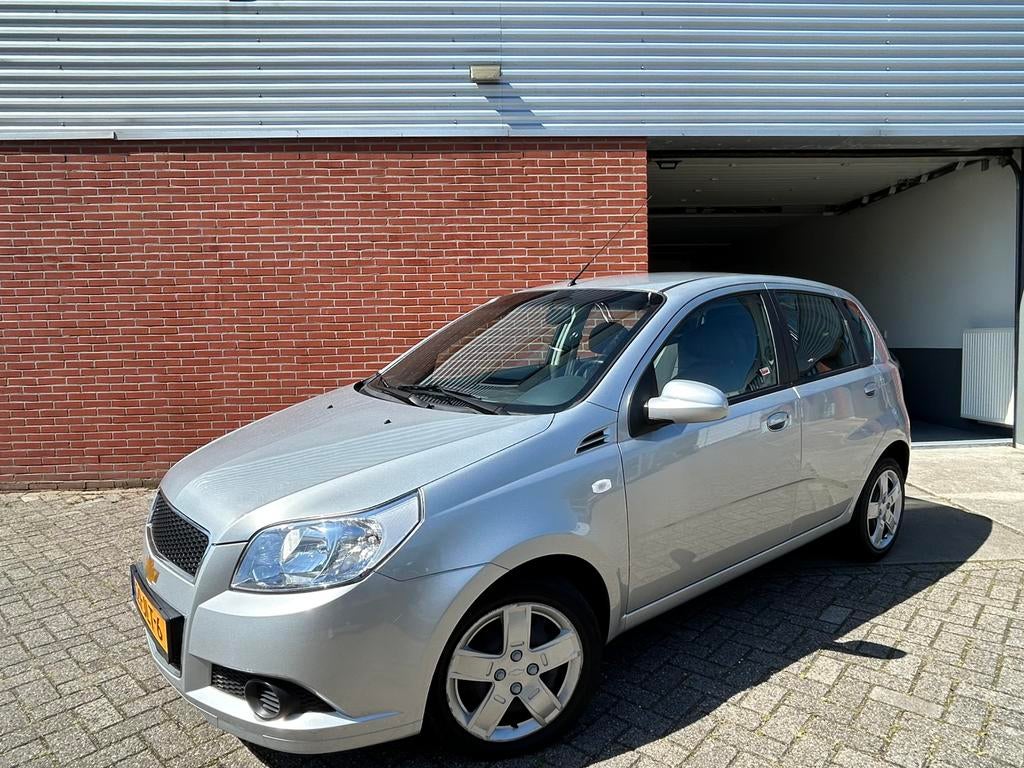 Slechts 47.498km&NAP 1e eigenaar Chevrolet Aveo 1.4 16V 5Drs, Voorwielaandrijving, 40 €/maand, Met garantie (alle), 400 kg