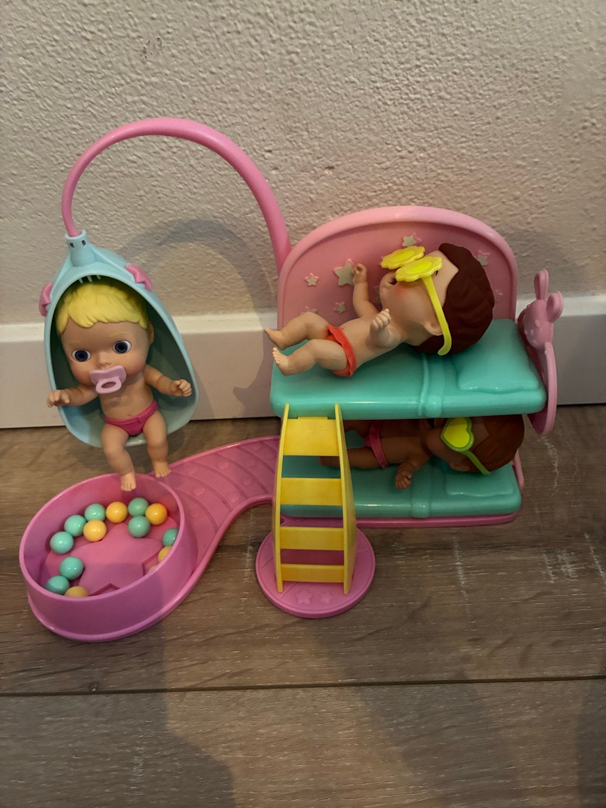 speelset met 3 poppen en accessoires, Ophalen of Verzenden, Gebruikt, Babypop