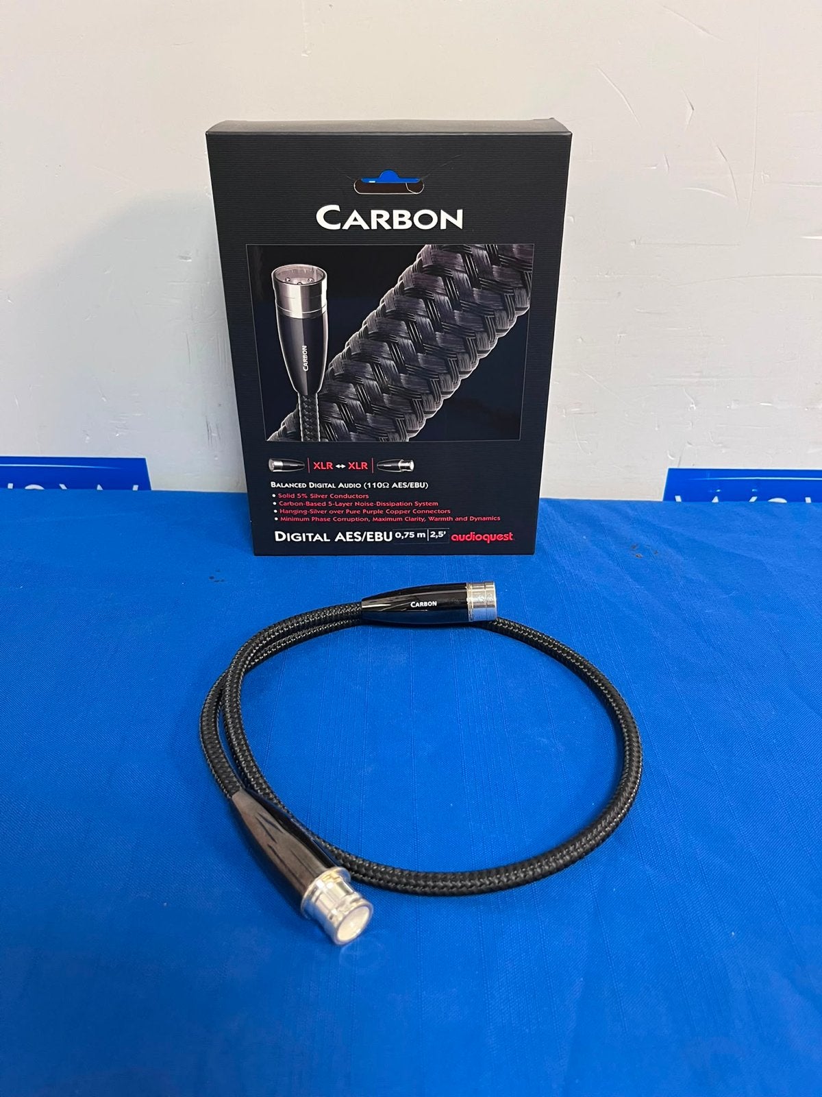 AudioQuest Carbon AES/EBU digitale XLR-kabel 0,75m, Audio, Tv en Foto, Audiokabels en Televisiekabels, Gebruikt, ., Ophalen of Verzenden