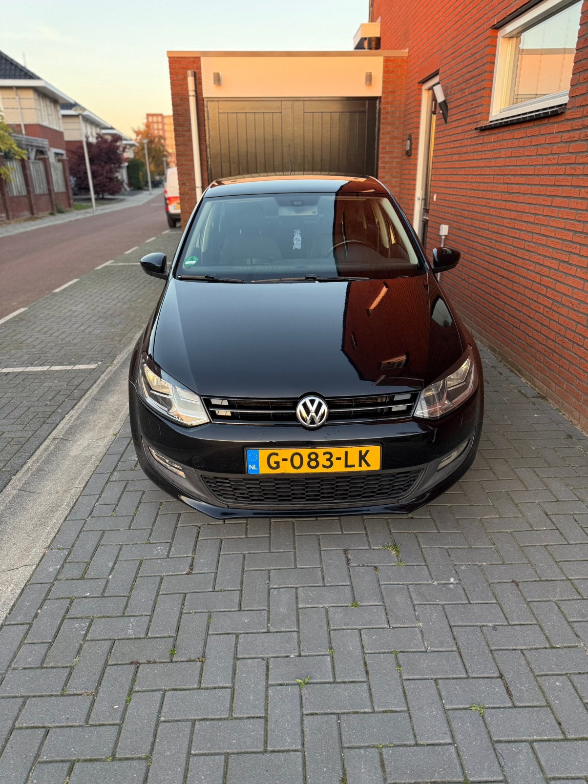Volkswagen Polo 1.2 TSI 66KW 2013 Zwart, Voorwielaandrijving, 40 €/maand, Zwart, 4 cilinders