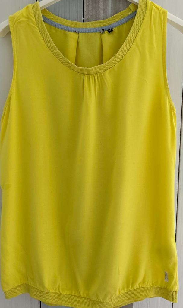 Another Woman blouse top - Geel - maat 38, Kleding | Dames, Maat 38/40 (M), Geel, Ophalen of Verzenden, Zo goed als nieuw
