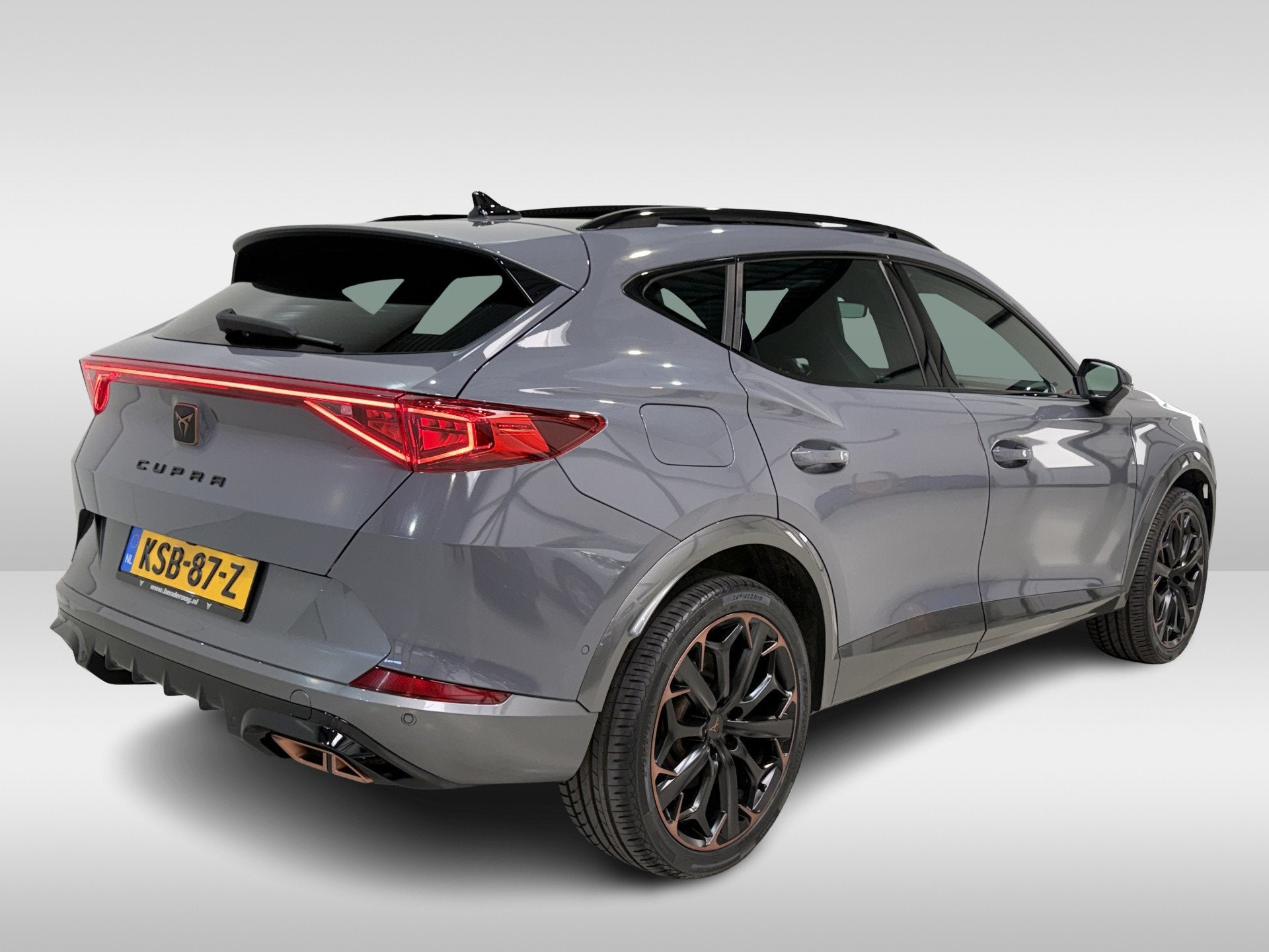 CUPRA Formentor 1.4 e-Hybrid 245pk VZ | Pano dak | Brembo, Auto's, Dealer onderhouden, Gebruikt, Euro 6, 4 cilinders