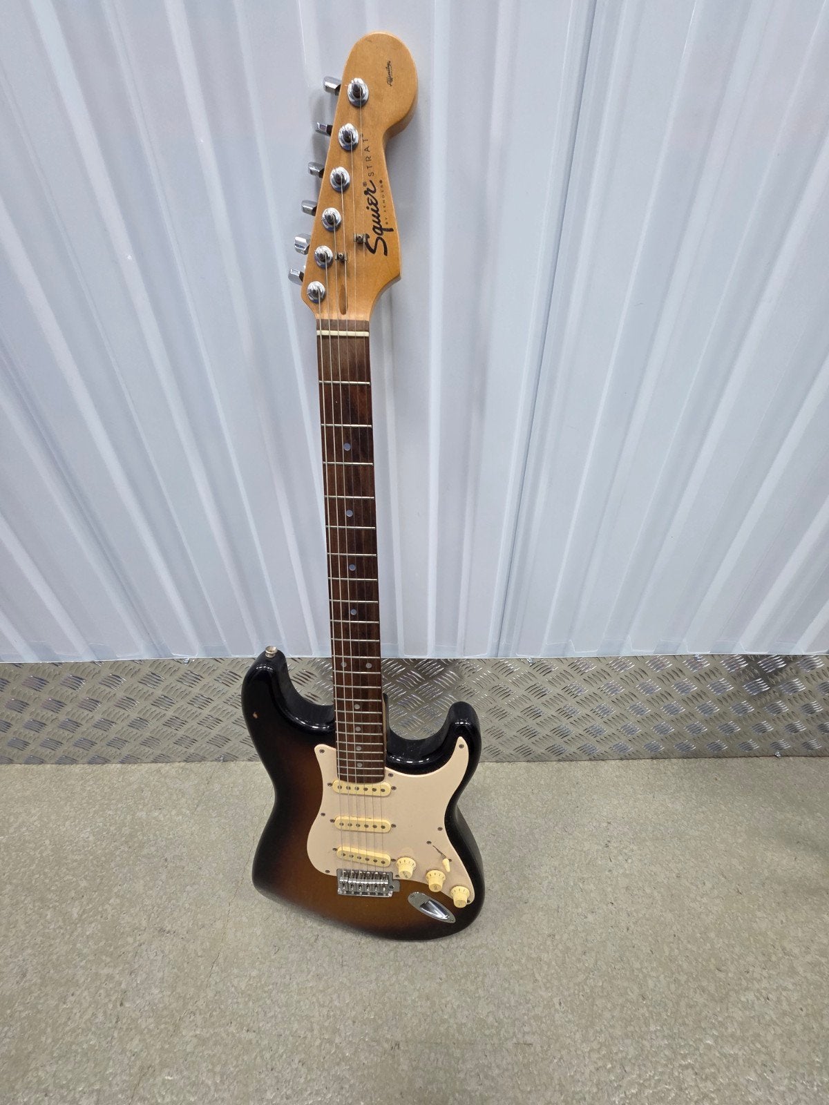 Squier Stratocaster uit 1997