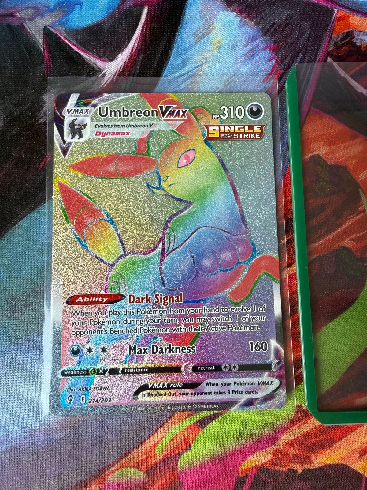 Umbreon VMAX Rainbow Rare 214/203 Evolving Skies Pokémon, Ophalen of Verzenden, Zo goed als nieuw, Losse kaart, Foil