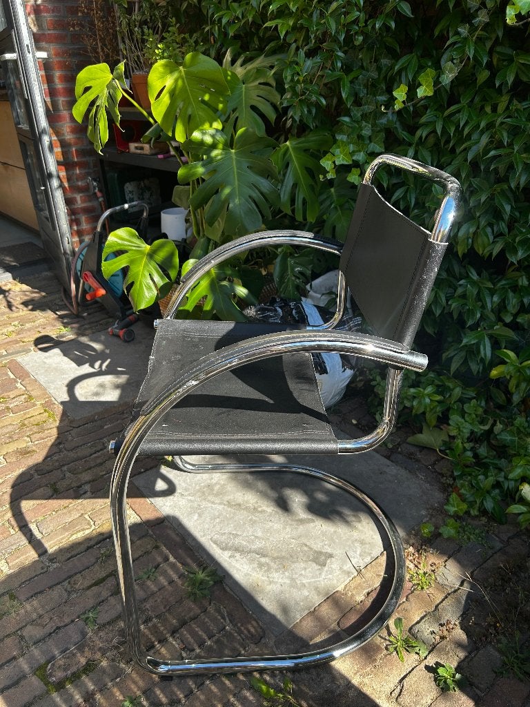 Bauhaus stijl vintage buisframe stoel, Ophalen of Verzenden, Gebruikt, Zwart, Eén