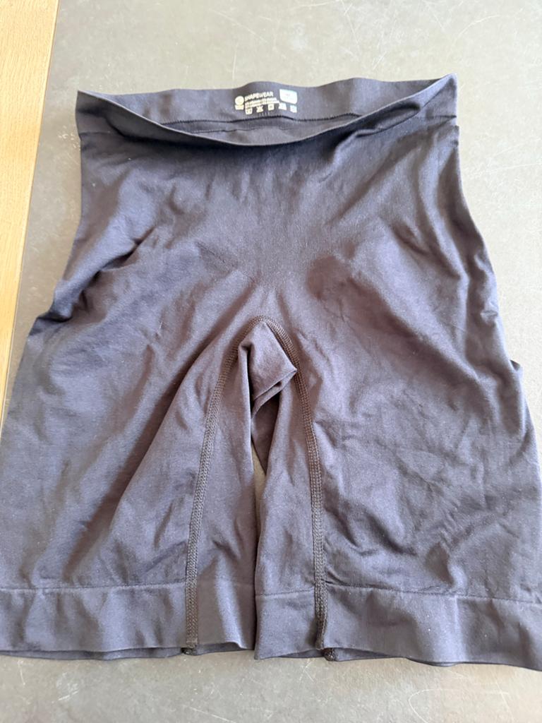 Zwarte shapewear broek XL magic tanktop L set samen, Zwart, Maat 46/48 (XL) of groter, Ophalen of Verzenden, Zo goed als nieuw