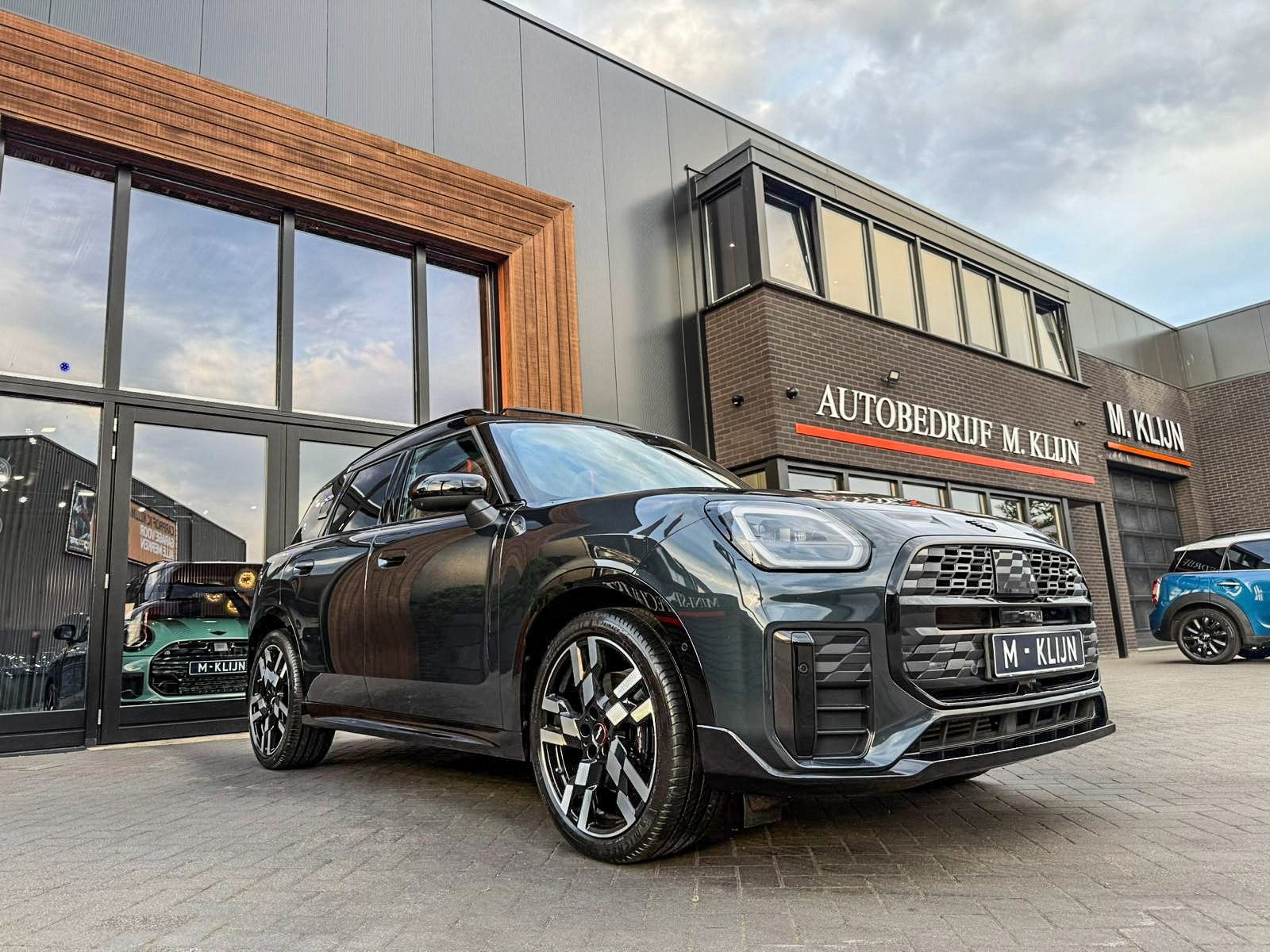 MINI Countryman 1.5 C John Cooper Works f1 Aut/Panorama/Came, Auto's, Gebruikt, Zwart, Bedrijf, 3 cilinders