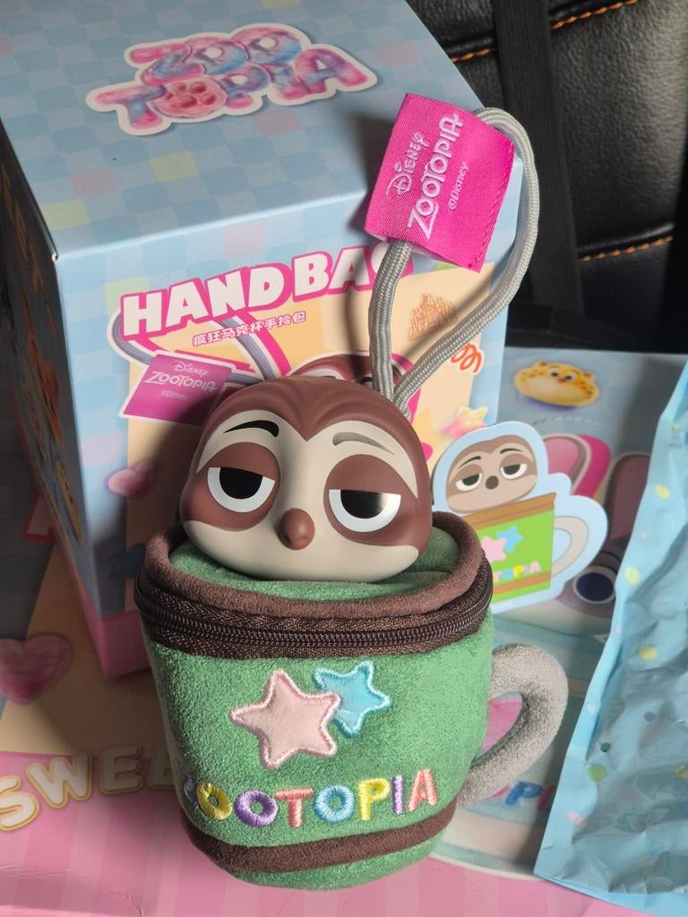 Disney Zootropolis Zootopia Flash luiaard Tas hanger handbag, Verzamelen, Disney, Ophalen of Verzenden, Overige figuren, Zo goed als nieuw