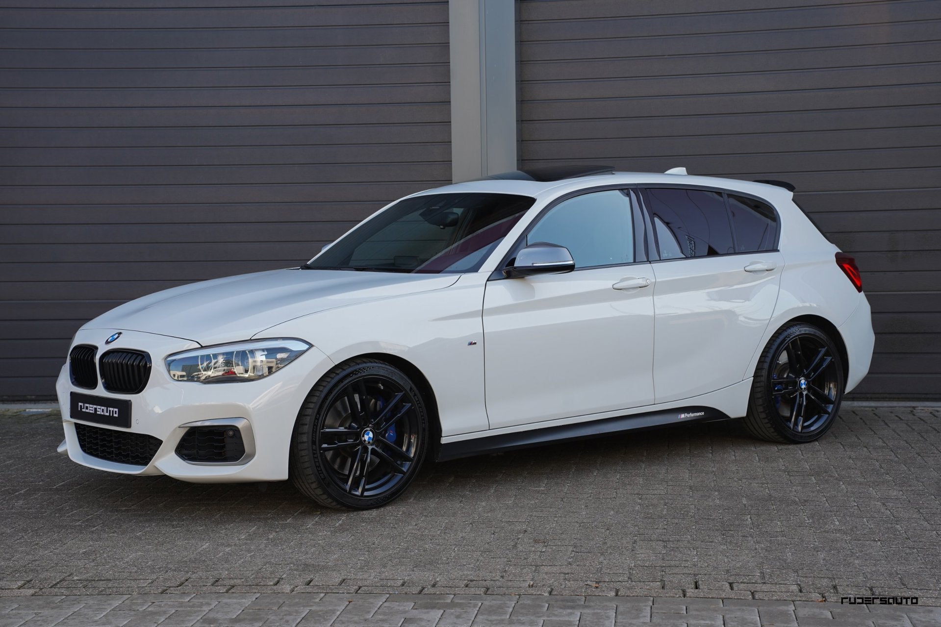 BMW 1-serie M140i LCI2 | Schuifdak | Navi Pro | 719M | M Spo, Auto's, BMW, Dealer onderhouden, Achterwielaandrijving, Gebruikt