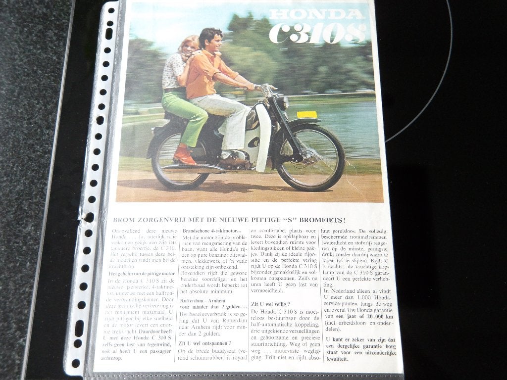 Vintage Honda C310S Bromfiets folder (1960s), Ophalen of Verzenden, Gebruikt