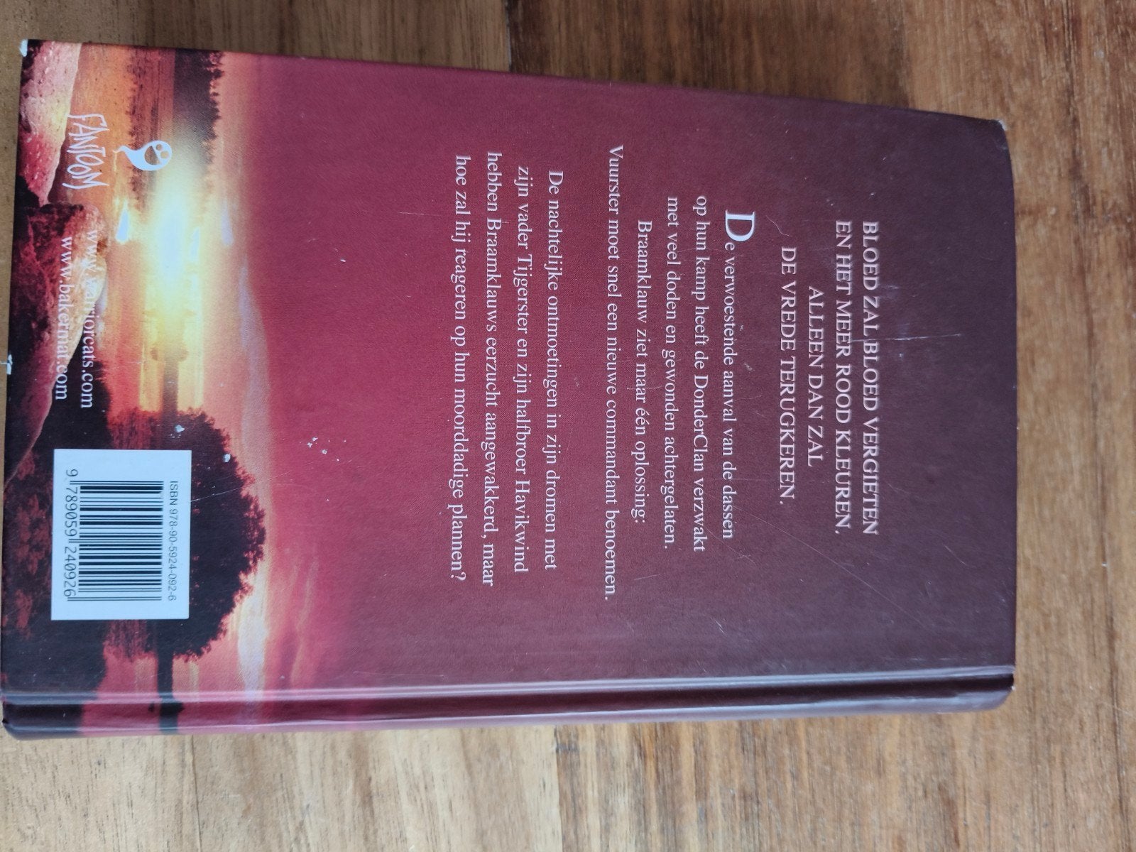 Warrior Cats: Zonsondergang - Erin Hunter, Ophalen of Verzenden, Zo goed als nieuw, Erin Hunter