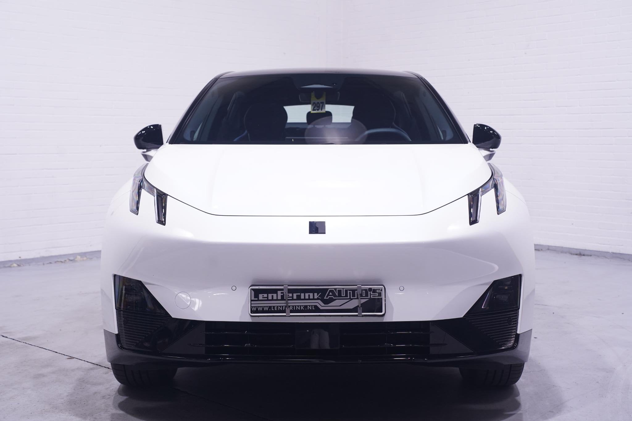 Lynk & Co 02 Core 66 kWh SOH 99% Apple Carplay Panoramadak A, Gebruikt, 1795 kg, Wit, 1600 kg