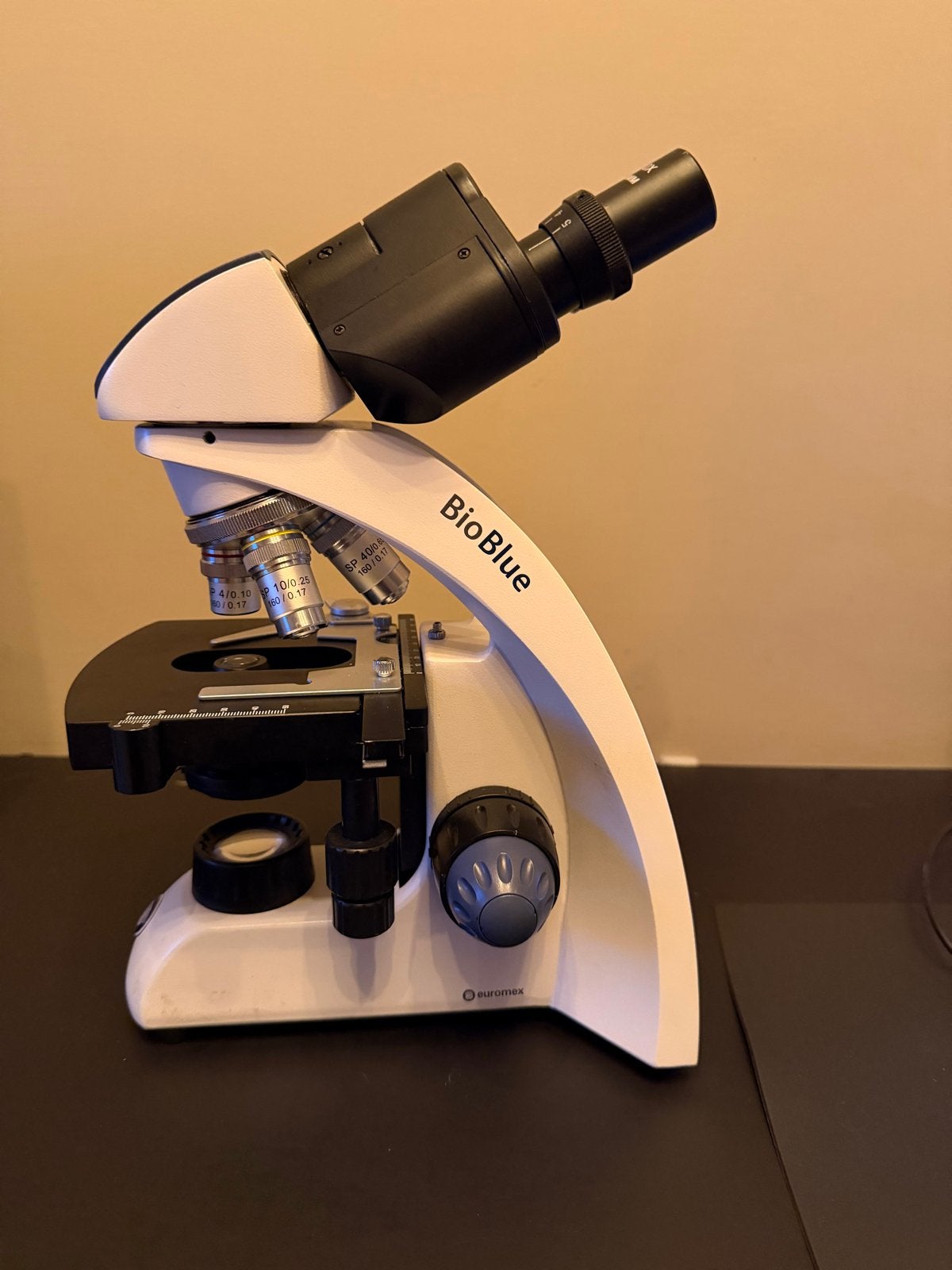 Euromex BioBlue Biologische Microscoop - Zo goed als nieuw, Ophalen of Verzenden, Zo goed als nieuw, 1000x of meer, Biologische microscoop