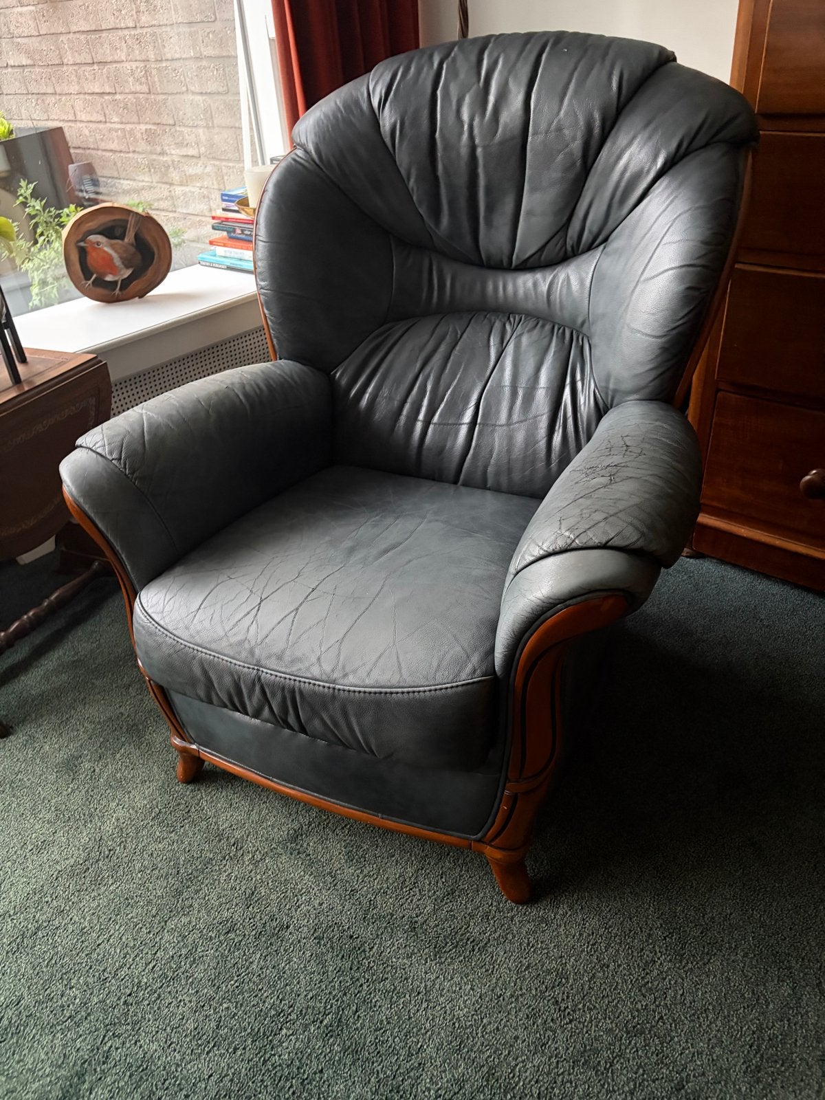 Comfortabele leren fauteuil - blauw met notenhouten accenten, Ophalen, Gebruikt, Blauw, Leer