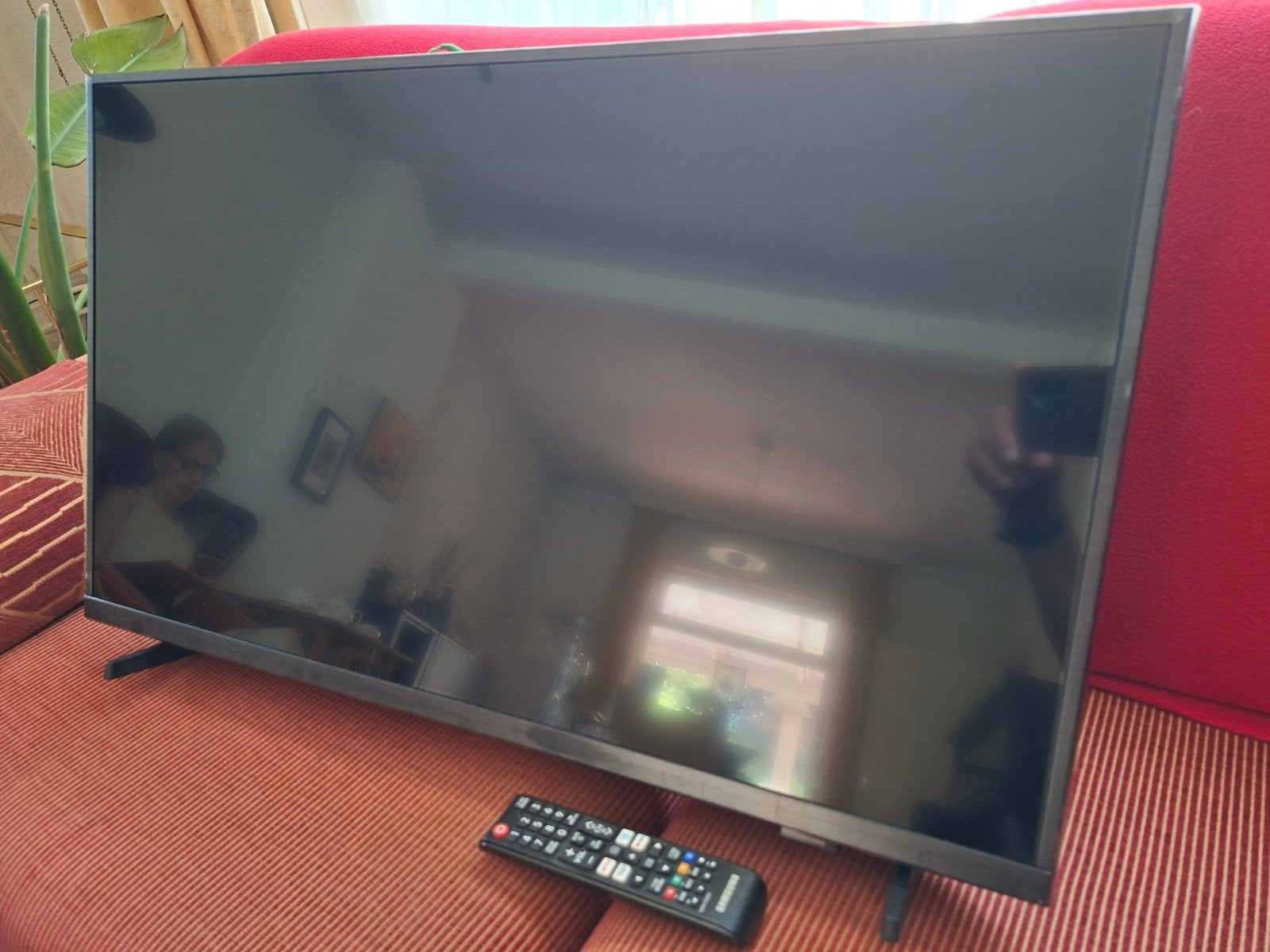 Samsung 32 inch TV - Ideaal voor elke kamer, Ophalen, Zo goed als nieuw, 50 Hz, Samsung