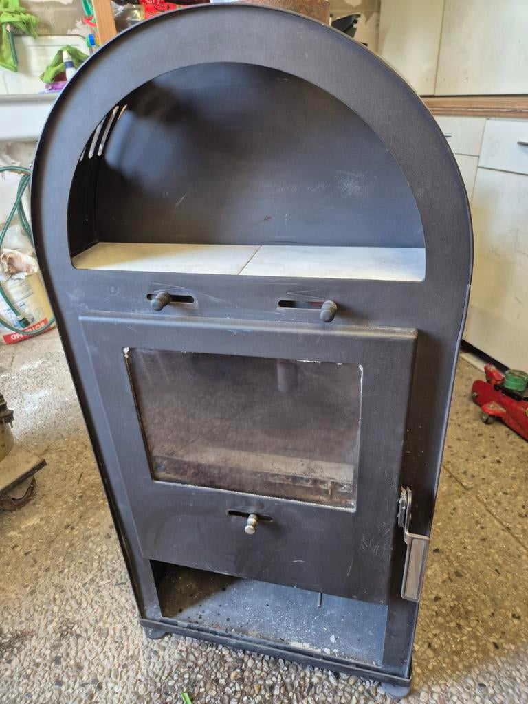 Zwarte houtkachel met glazen deur, Ophalen of Verzenden, Gebruikt, Hout, Houtkachel