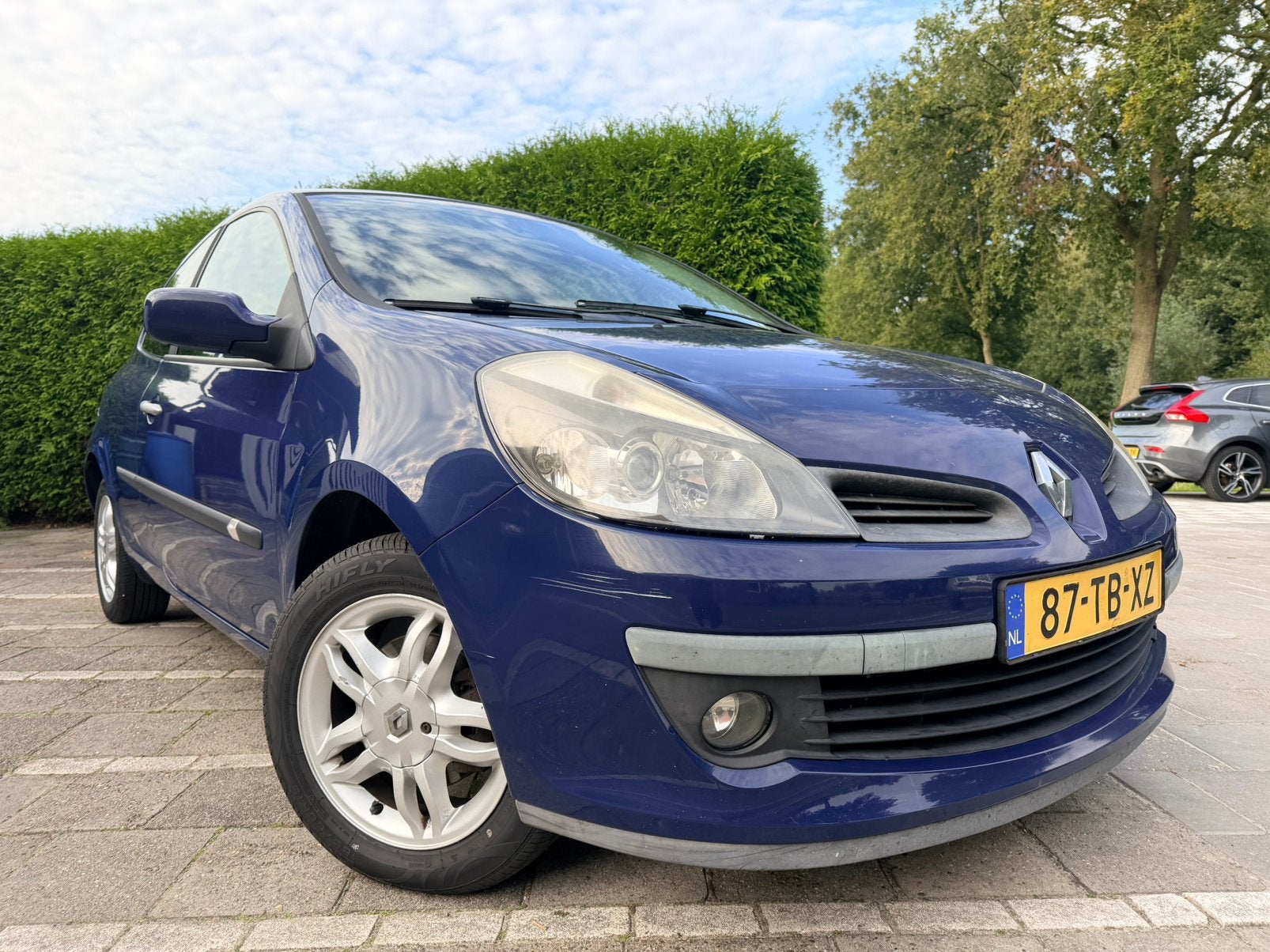 RENAULT CLIO 1.2 16V | AIRCO | GOED ONDERHOUDEN | NWE APK, Auto's, Voorwielaandrijving, 535 kg, 74 pk, 4 cilinders