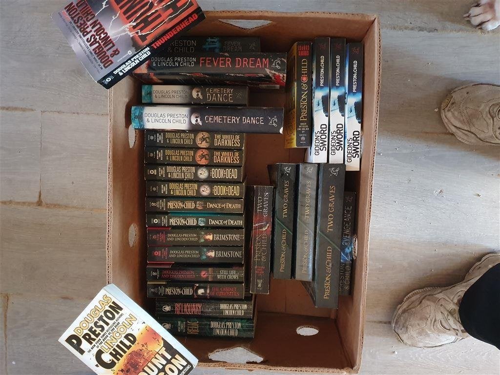 28x preston & child-engels-geode staat-losse verkoop, Ophalen of Verzenden, Zo goed als nieuw