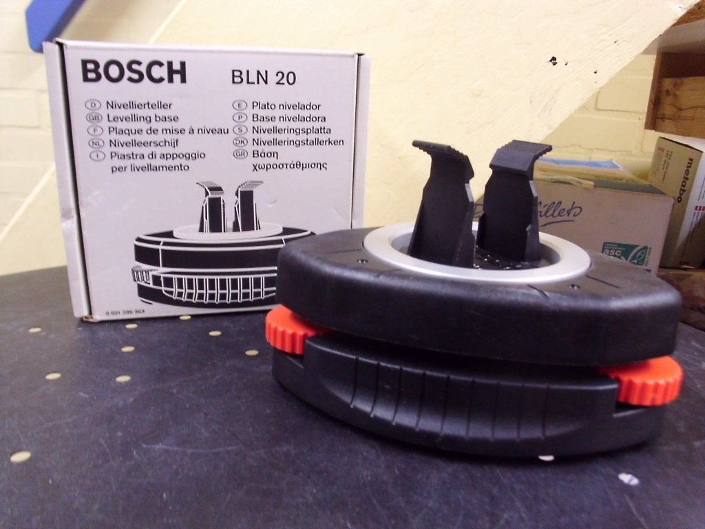 3x Bosch BLN20 tbv het afstellen laserwaterpas NIEUW € 9.95, Zwart, Overige thema's, Nieuw, Ophalen of Verzenden