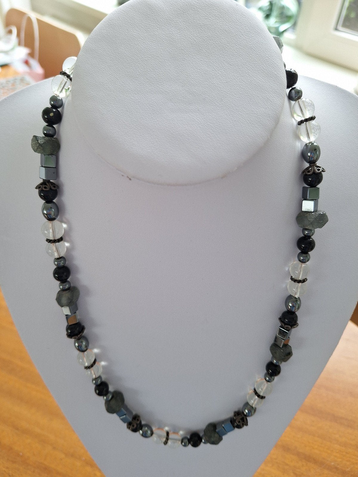 Vintage onyx, hematiet en bergkristal collier, Sieraden, Tassen en Uiterlijk, Kettingen, Ophalen of Verzenden, Zo goed als nieuw