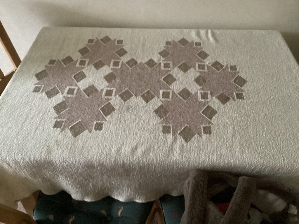 Tafelkleed, Ophalen, 130 cm, Zo goed als nieuw, Franjes/kwastjes