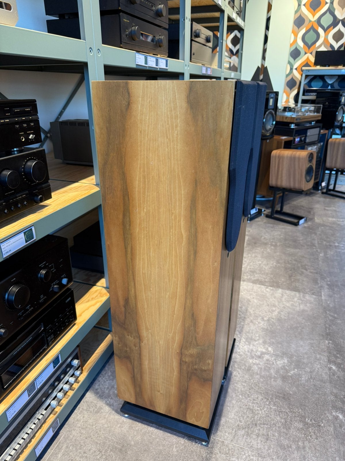 **VERKOCHT** Chario Syntar 200 Tower, klinken zeer goed., Audio, Tv en Foto, Luidsprekers, Contact@vintageaudiobreda.nl, Chario