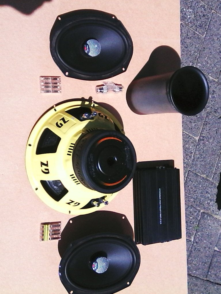 Ground Zero Car Audio Set: Subwoofer, Versterker, Speakers, Auto diversen, Autospeakers, Gebruikt, Ophalen