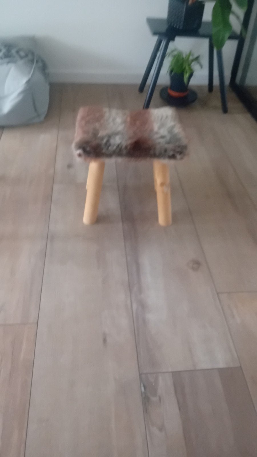 krukje met vacht. h 37 br 37 d 30, Ophalen