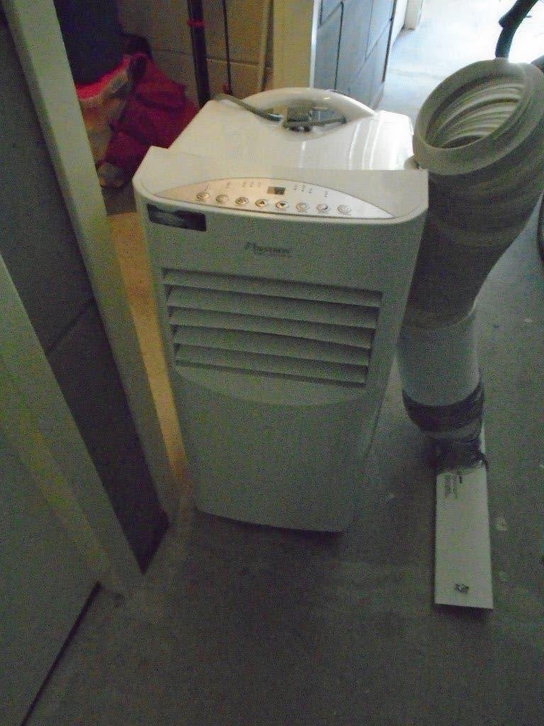 Molbiele Airco, Witgoed en Apparatuur, Ophalen, Minder dan 60 m³, 3 snelheden of meer, Zo goed als nieuw