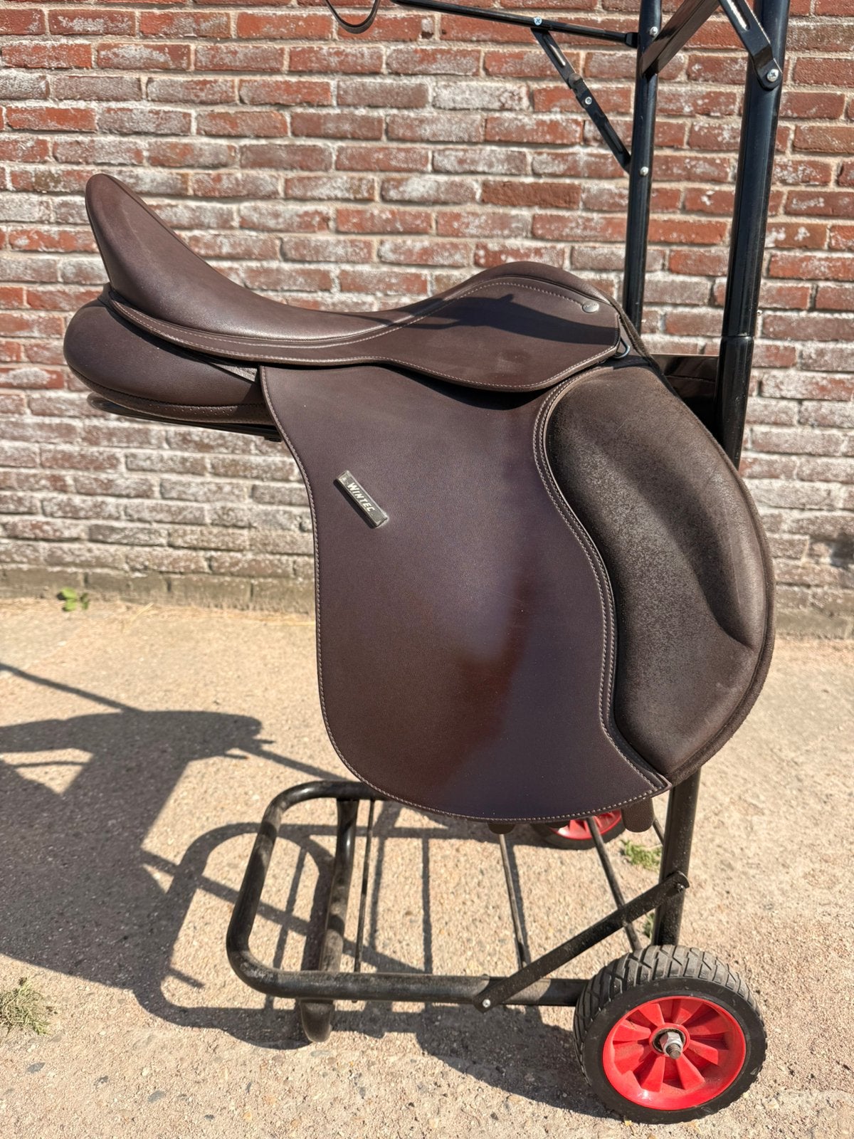 Bruin veelzijdigheid zadel 17,5 inch wintec air, Ophalen, L (17.5 inch), Wintec, Zo goed als nieuw