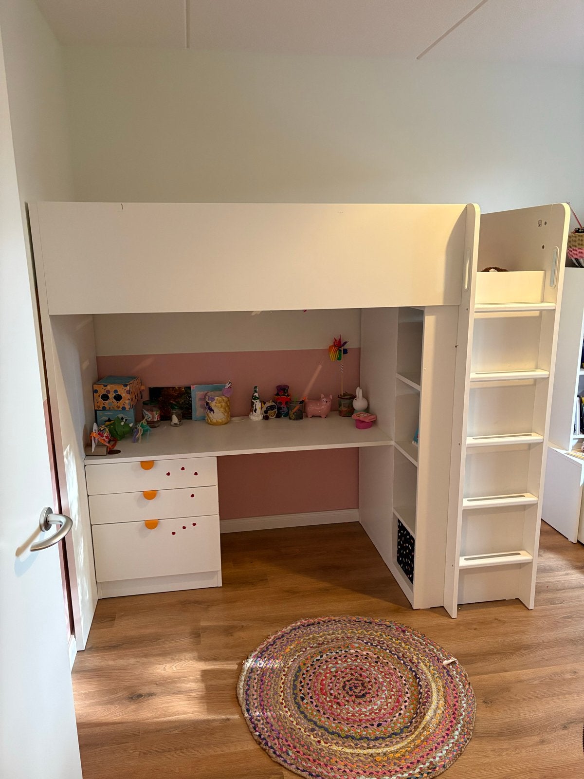 Hoogslaper met bureau en kast - Wit
