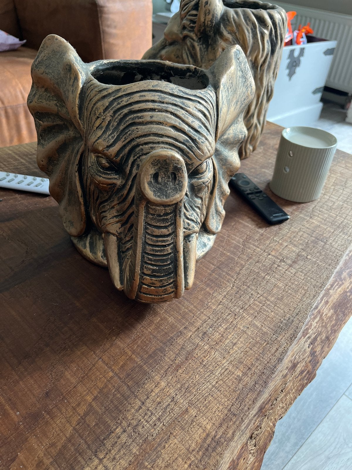Unieke Bloempot Olifant - Decoratieve Plantenbak, Ophalen, Overige materialen, Gebruikt, Binnen