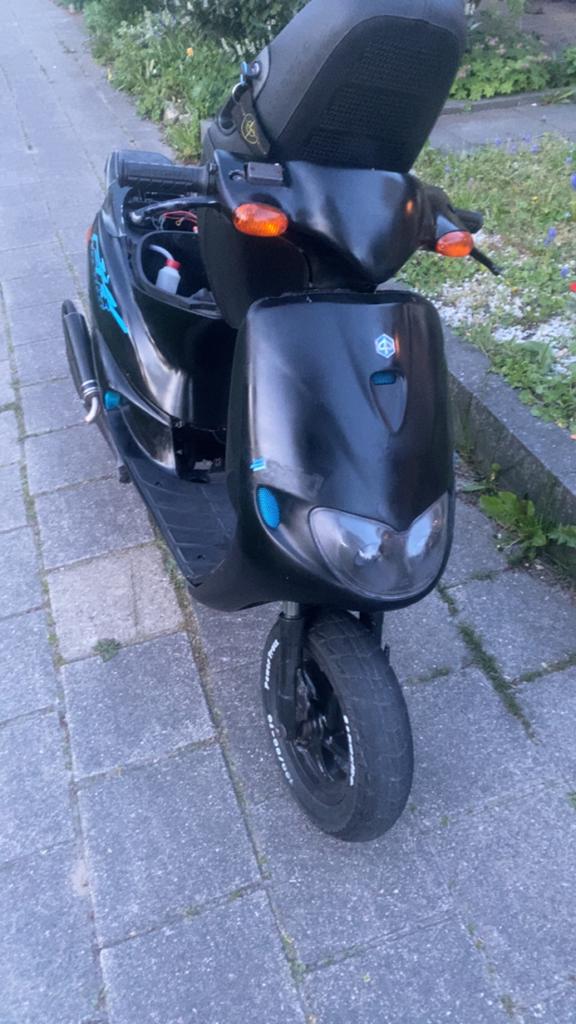 Fastrider 70cc (brom geen wok), Fietsen en Brommers, Scooters | Peugeot, Ophalen, Zo goed als nieuw, Tweetakt, Overige modellen