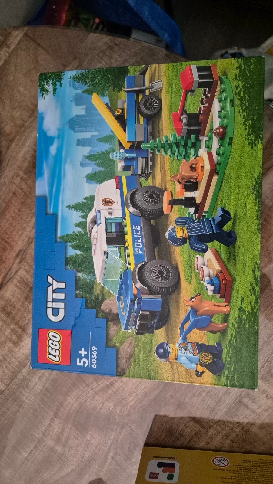 Nieuw LEGO City Politie Achtervolging bij de Bank (60369), Ophalen