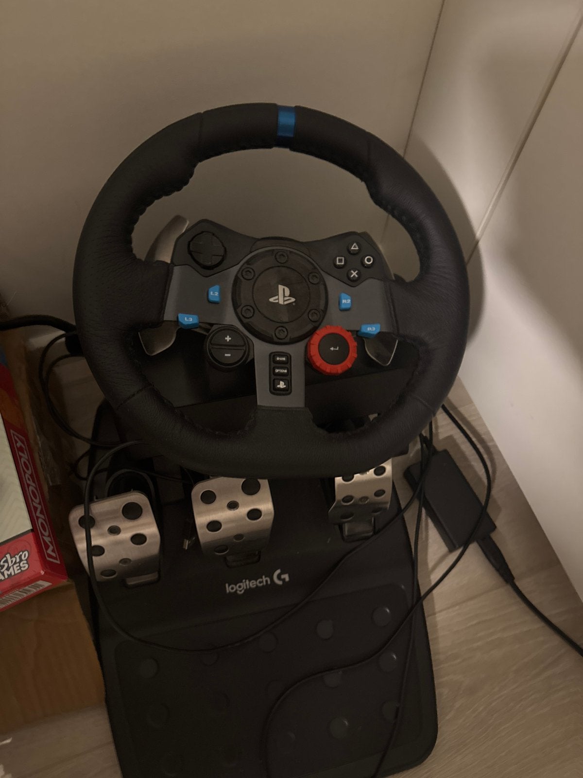 Logitech G29 Driving Force Racestuur met Pedalen, Ophalen, Racestuur, Force feedback, Zo goed als nieuw