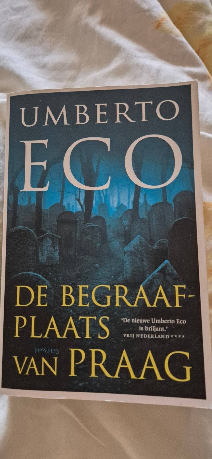 Umberto Eco - De begraafplaats van Praag, Ophalen of Verzenden, Zo goed als nieuw, Umberto Eco